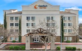 Comfort Suites